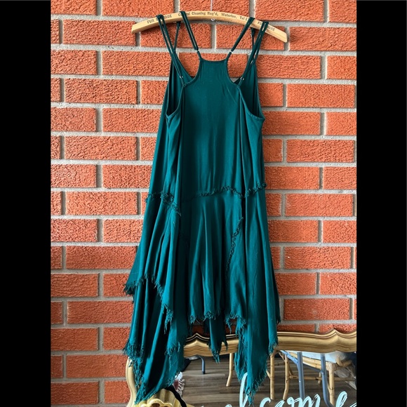 Free PeopleTattered Up Shred Slip in Green XS - Picture 4 of 5